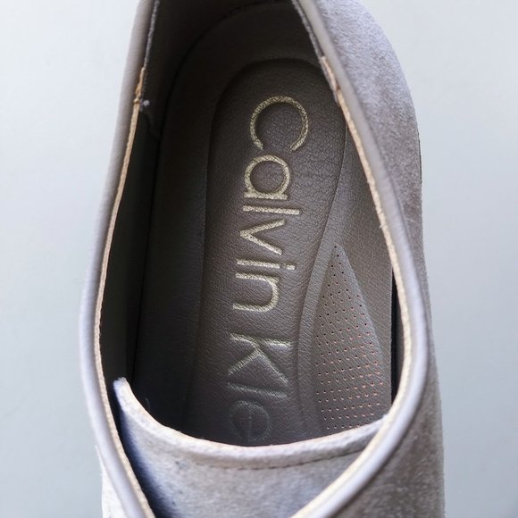 Calvin Klein Men\'s Wells Plain Toe Derby in Beautiful Leather Creamy Suede main image 11